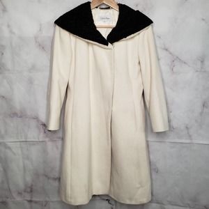 CALVIN KLEIN white wool blend black collar mid-length winter coat 2